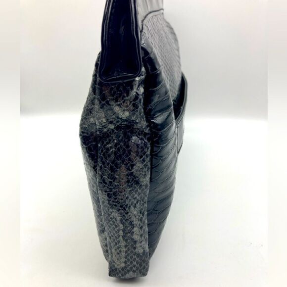 Redken Patent Snakeskin Print Black/Silver Clutch Like New - Picture 4 of 10